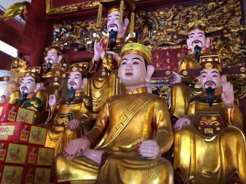 Người đi khấn nên sử dụng ô tô để di chuyển
